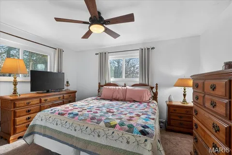 $268,000 | 1812 Debbie Drive, High Ridge, MO 63049