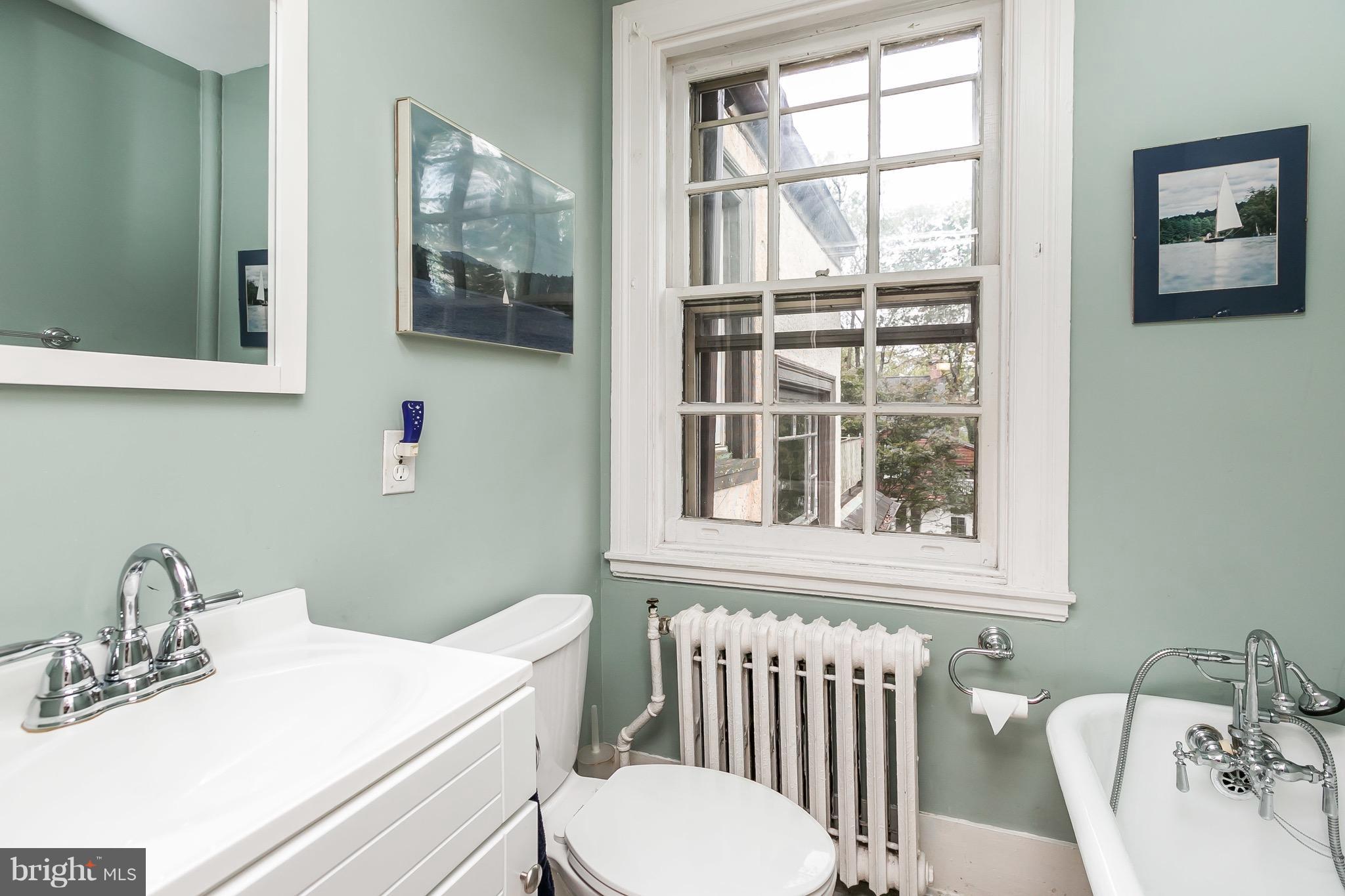 104 Oakdale Road Baltimore, MD 21210 - Photo 24 of 30 Bath