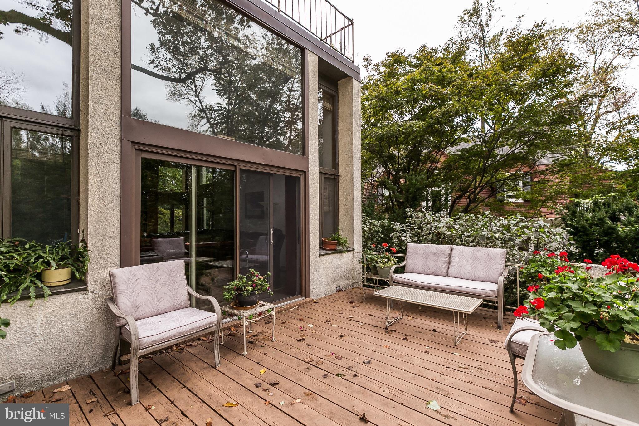 104 Oakdale Road Baltimore, MD 21210 - Photo 10 of 30 Exterior (Rear)