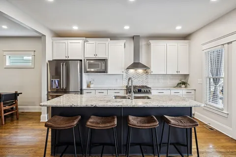 $899,000 | 952 9th Avenue South, Nashville, TN 37203