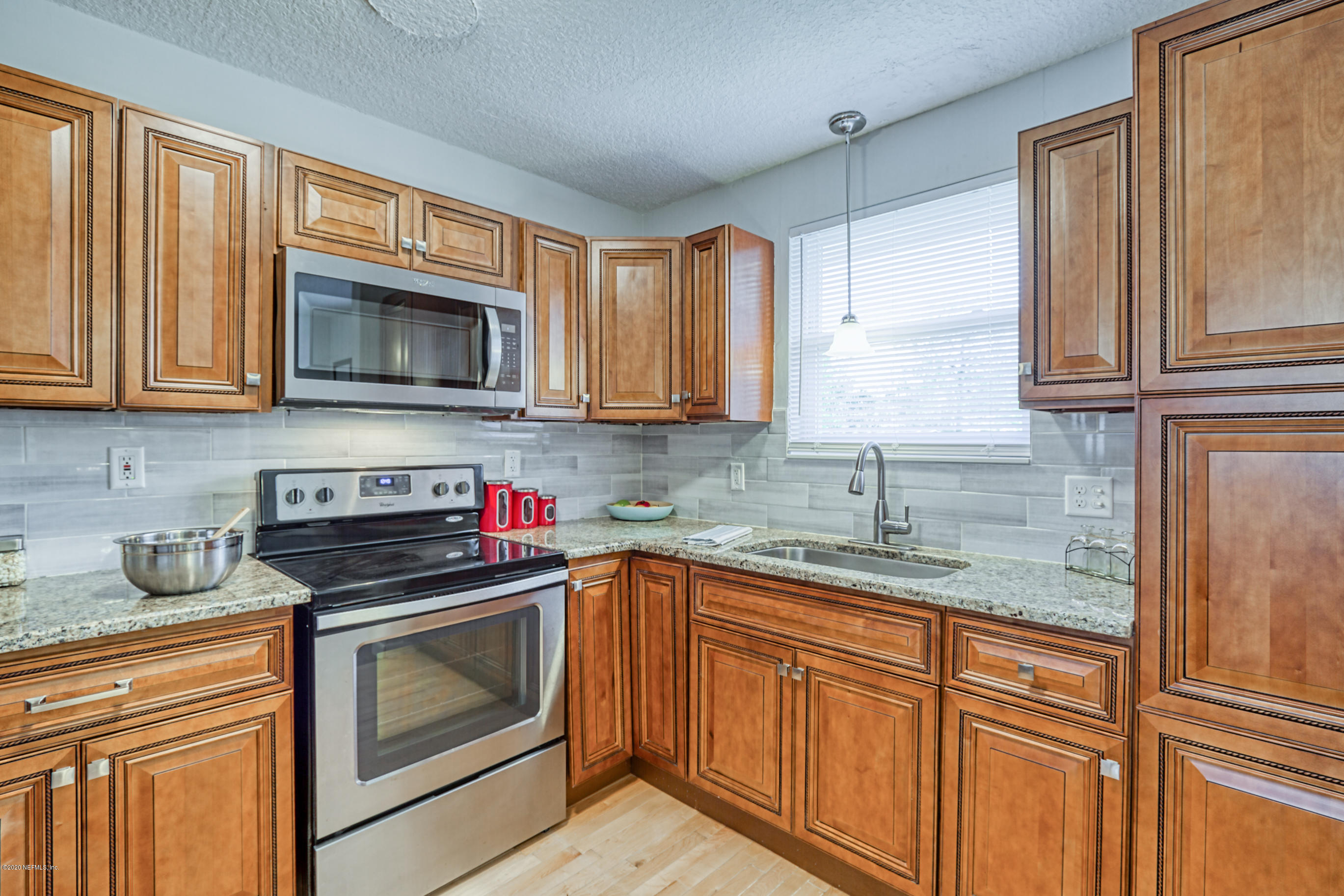 6604 Merrill Road Jacksonville, FL 32277 - Photo 11 of 45 ShawnJollyRawPhotgraphy.com-11