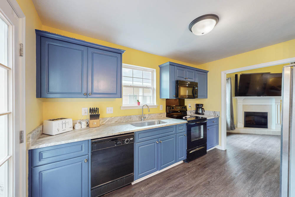 4512 Jessie Road Martinez, GA 30907 - Photo 9 of 20 Kitchen!