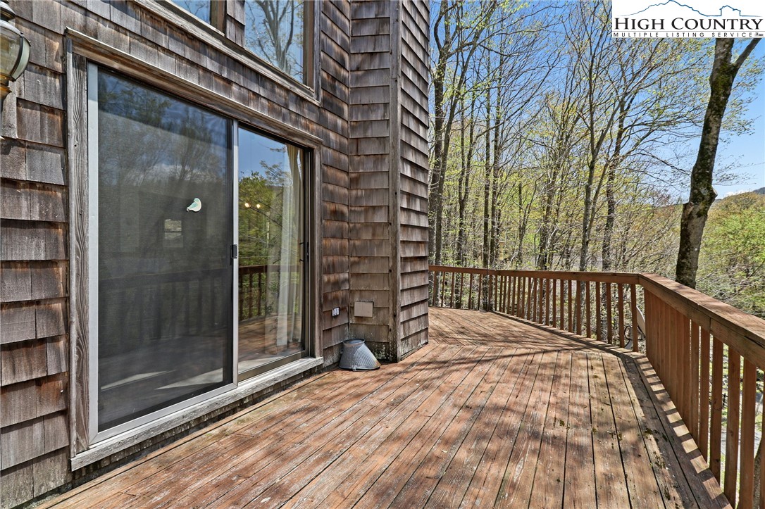 408 Charter Hills Road Beech Mountain, NC 28604 - Photo 31 of 33 Gallery Image 31