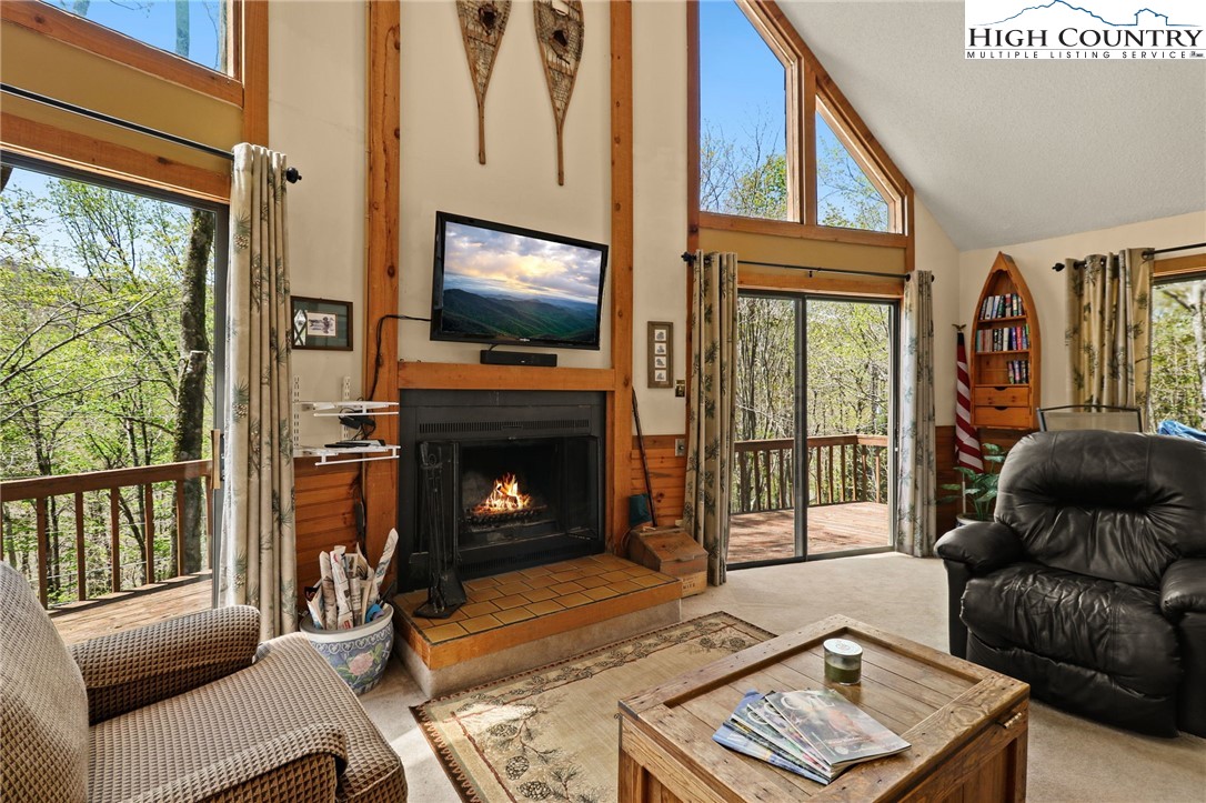 408 Charter Hills Road Beech Mountain, NC 28604 - Photo 4 of 33 Gallery Image 4