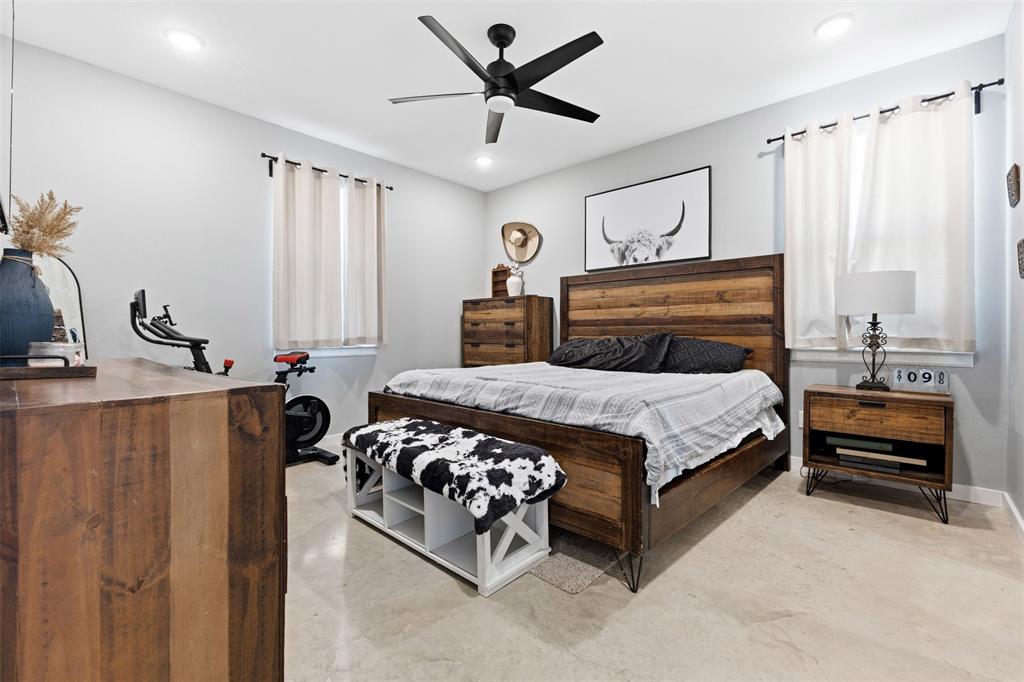 770 Section House Road Ennis, TX 75119 - Photo 10 of 36 Gallery Image 10