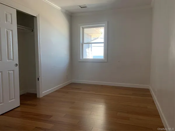 $3,400 | 14 Bayville Avenue, Unit 5, Bayville, NY 11709