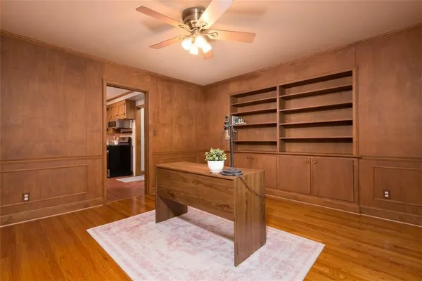 $309,000 | 500 North Delaware Street, Independence, MO 64050