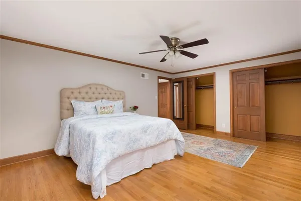 $309,000 | 500 North Delaware Street, Independence, MO 64050