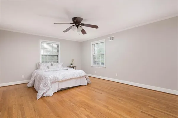 $309,000 | 500 North Delaware Street, Independence, MO 64050