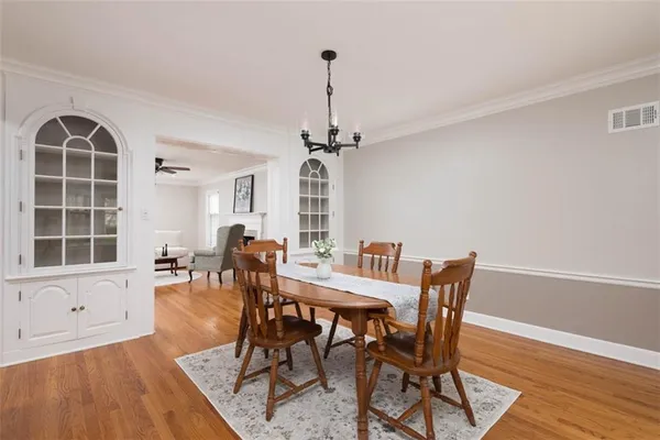 $309,000 | 500 North Delaware Street, Independence, MO 64050