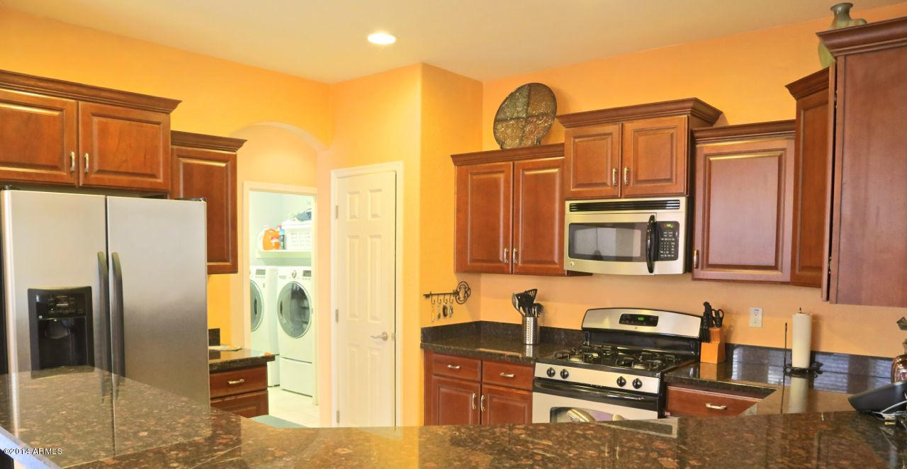 2318 West Beverly Rd. Phoenix, AZ 85041 - Photo 13 of 41 Kitchen - Wide