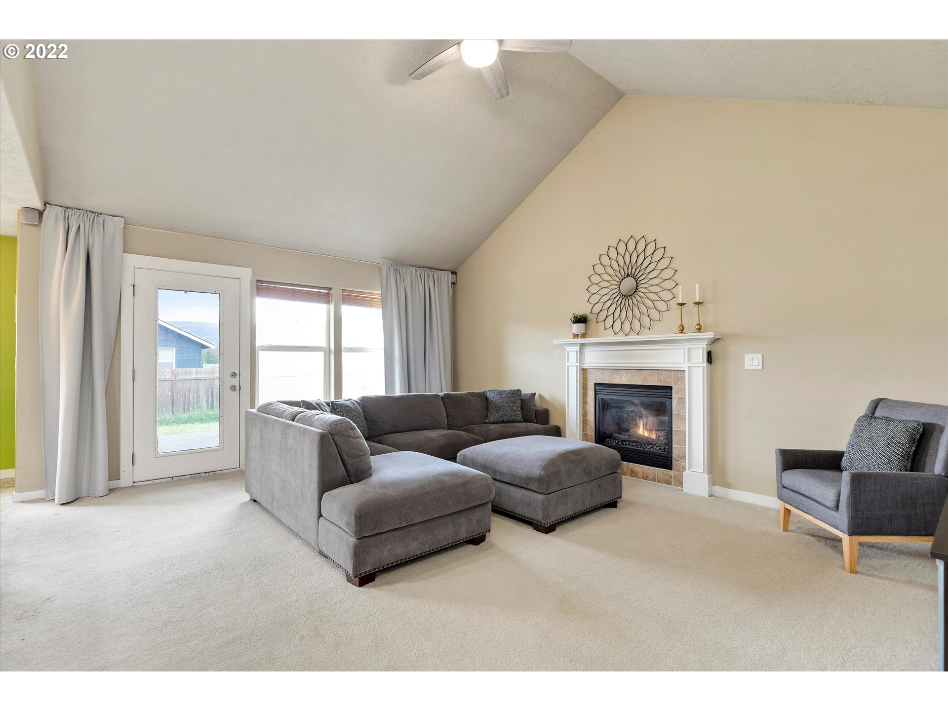 3120 Tamarack Road Hood River, OR 97031 - Photo 3 of 27 Gallery Image 3