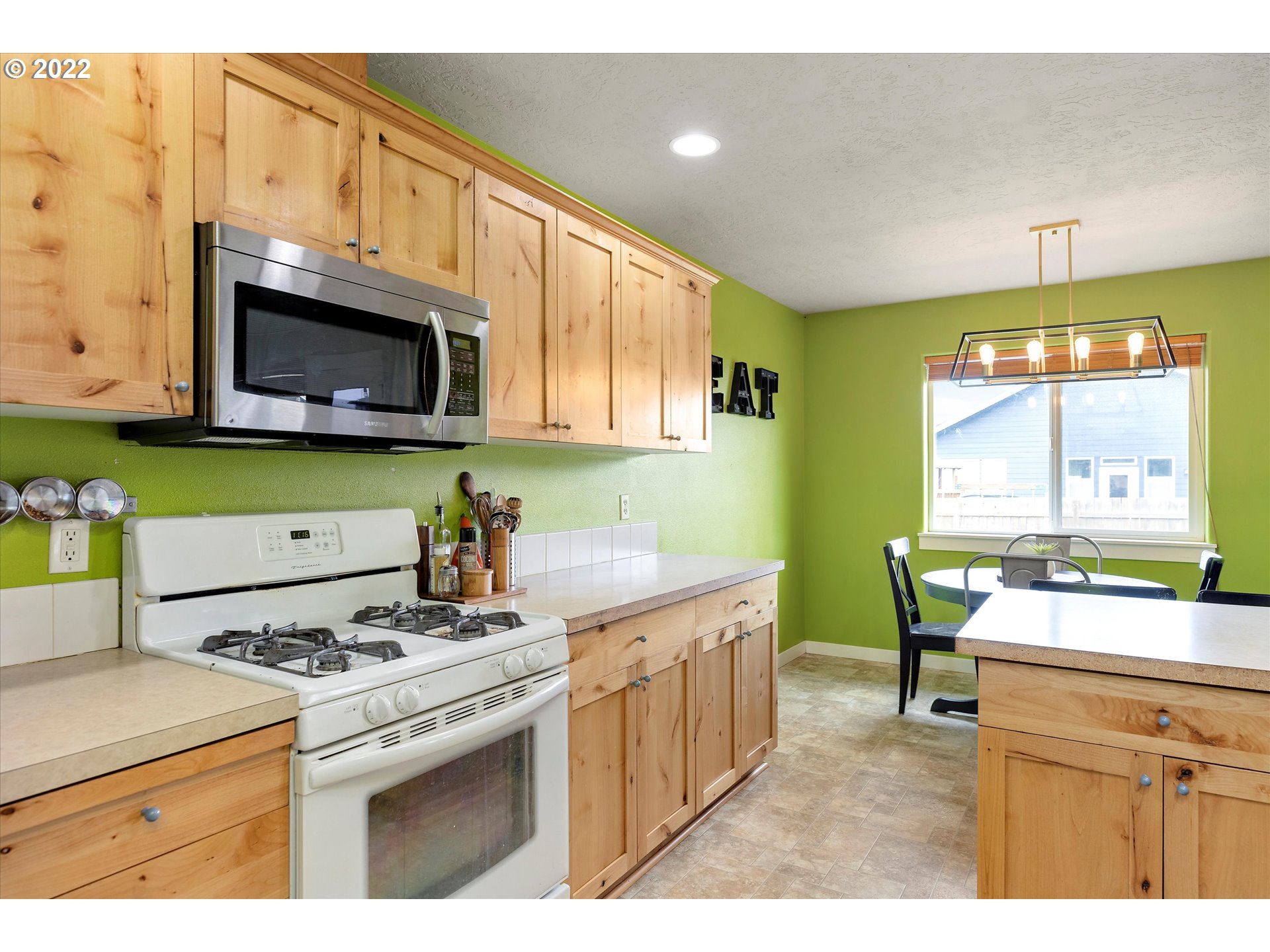 3120 Tamarack Road Hood River, OR 97031 - Photo 8 of 27 Gallery Image 8