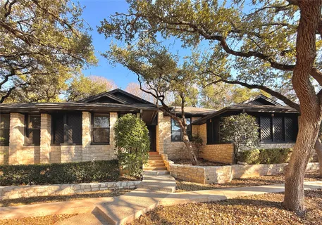 $559,000 | 300 Norwood Drive West, Georgetown, TX 78628