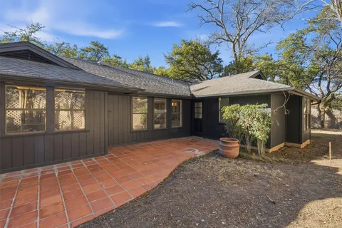 $559,000 | 300 Norwood Drive West, Georgetown, TX 78628