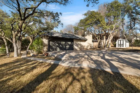 $559,000 | 300 Norwood Drive West, Georgetown, TX 78628