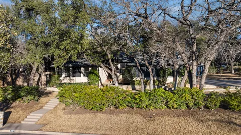 $559,000 | 300 Norwood Drive West, Georgetown, TX 78628