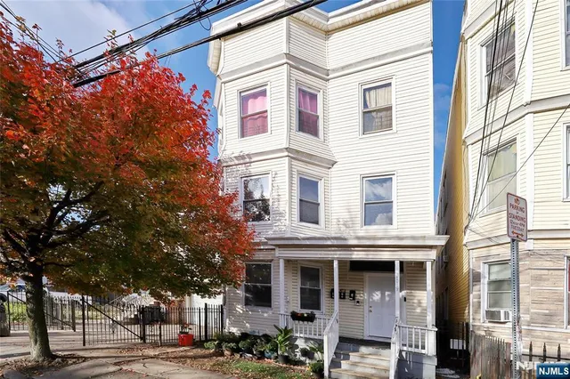 $689,000 | 119 Ridgewood Avenue, Newark, NJ 07108