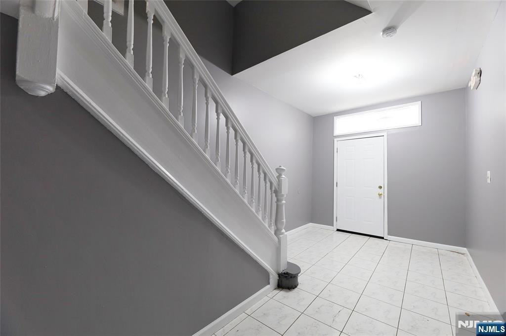 119 Ridgewood Avenue Newark, NJ 07108 - Photo 4 of 38 a view of an entryway