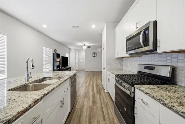 $2,800 | 224 Monarch Way, Wylie, TX 75098