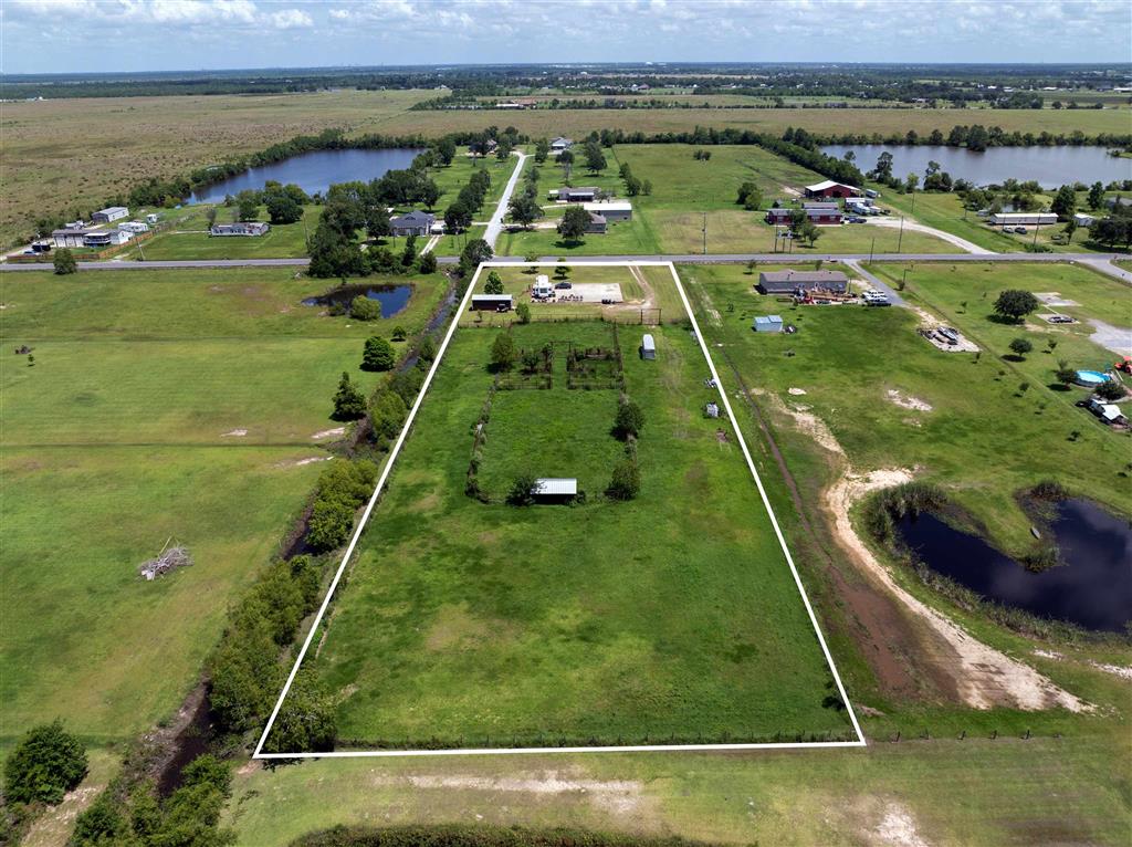 401 Parish Line Road Lake Charles, LA 70607 - Photo 7 of 11