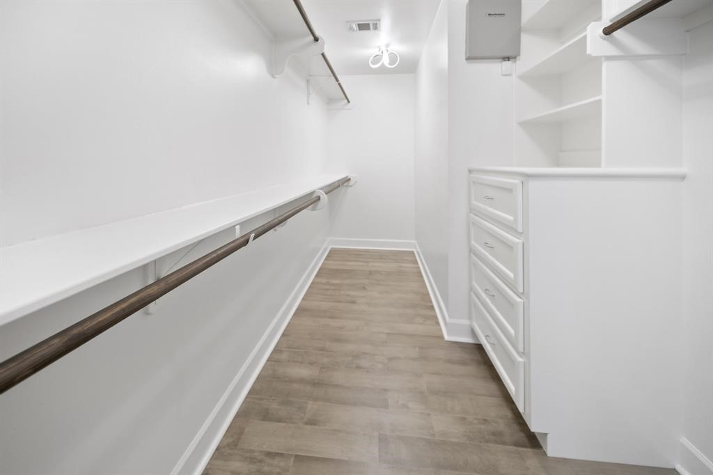 7650 Springhill Street, Unit 403 Houston, TX 77021 - Photo 19 of 30 a view of a hallway with stairs