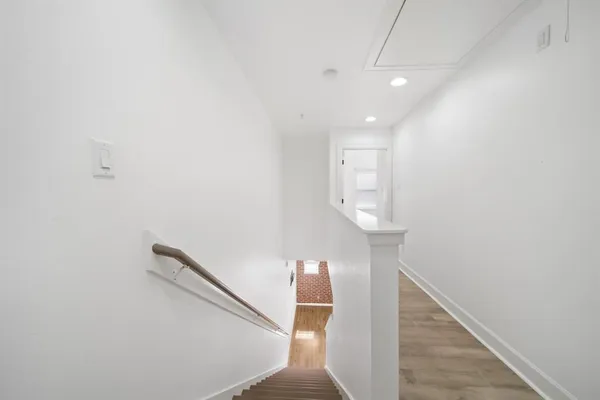 a view of entryway and hall