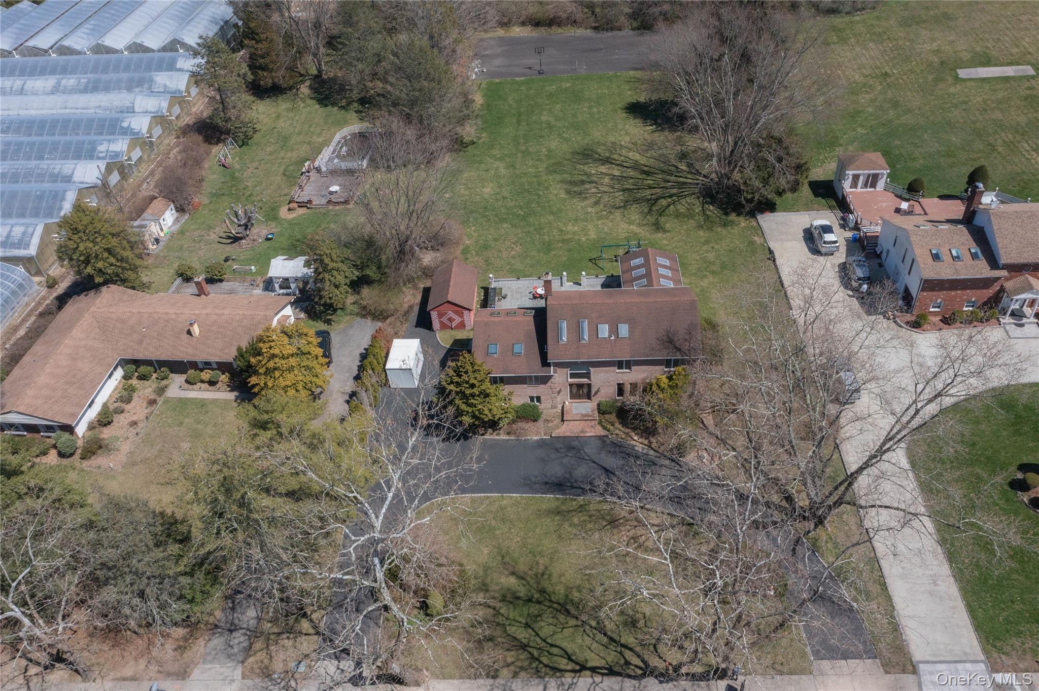 12 Bagatelle Road Dix Hills, NY 11746 - Photo 45 of 48