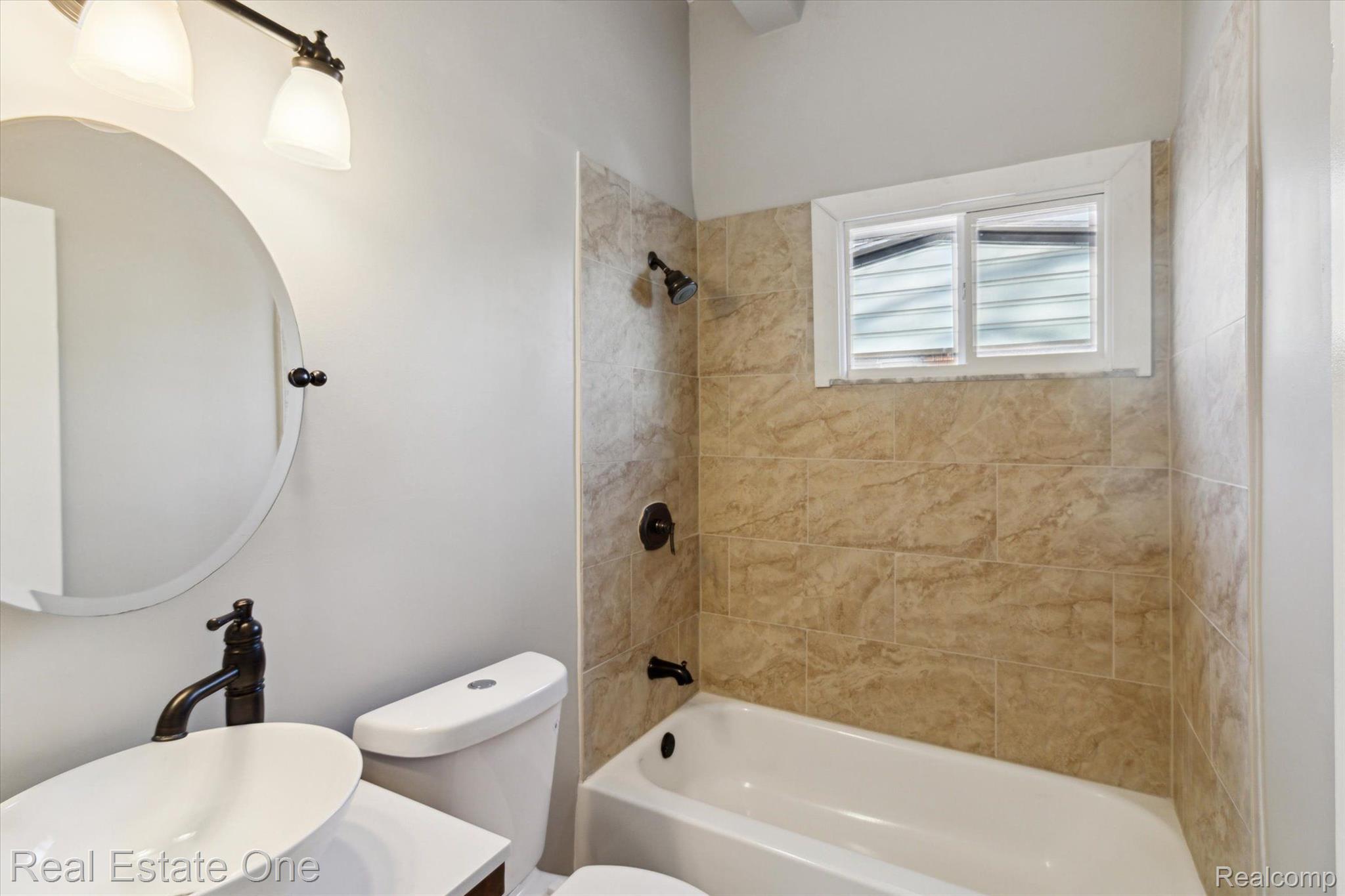 29207 York Street Inkster, MI 48141 - Photo 16 of 57 Gallery Image 16