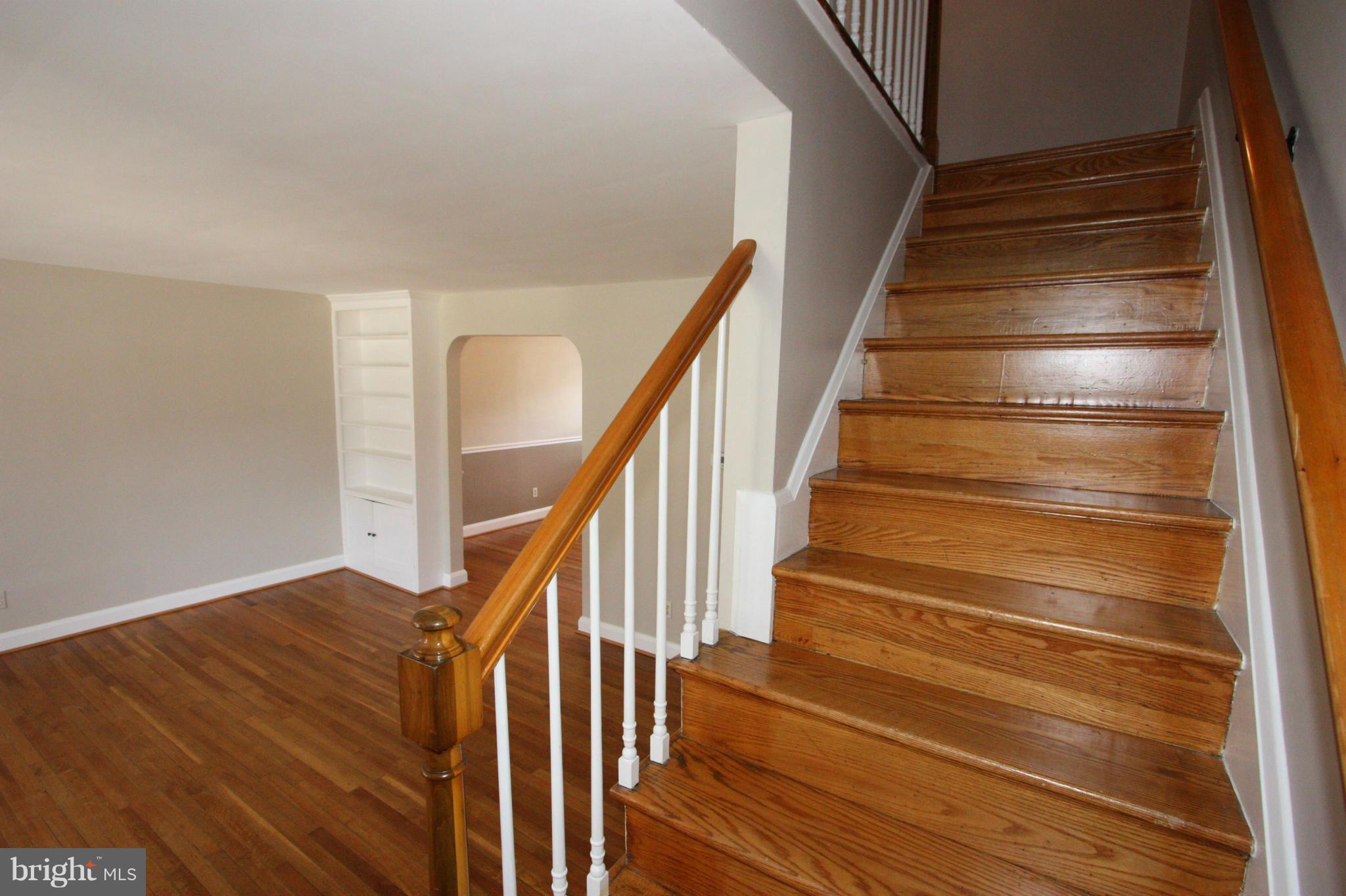 1842 Glen Ridge Road Baltimore, MD 21286 - Photo 13 of 30 OH, YES ... THE STAIRS ARE ALSO ALL HARDWOOD