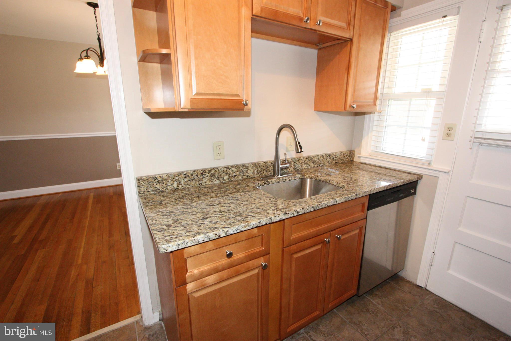 1842 Glen Ridge Road Baltimore, MD 21286 - Photo 4 of 30 LOTS OF EXTRA STORAGE ON BOTH SIDES OF THE ROOM