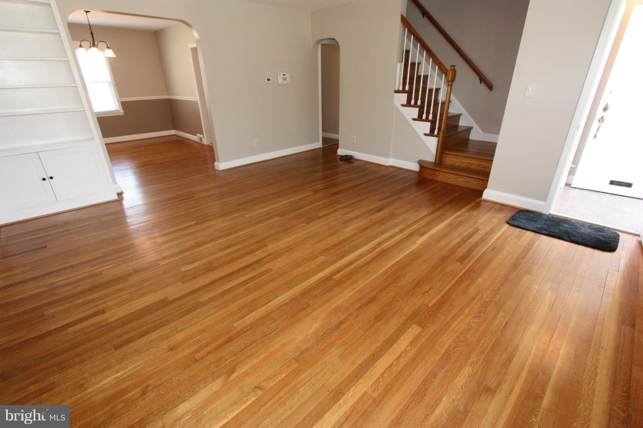 1842 Glen Ridge Road Baltimore, MD 21286 - Photo 9 of 30 GREAT HARDWOOD FLOORS ON MAIN AND UPPER LEVELS