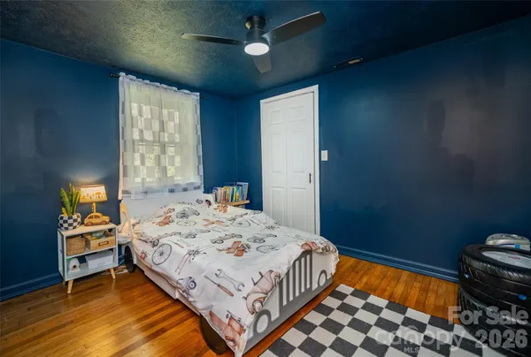 $515,000 | 913 Dorothy Street, Hendersonville, NC 28791