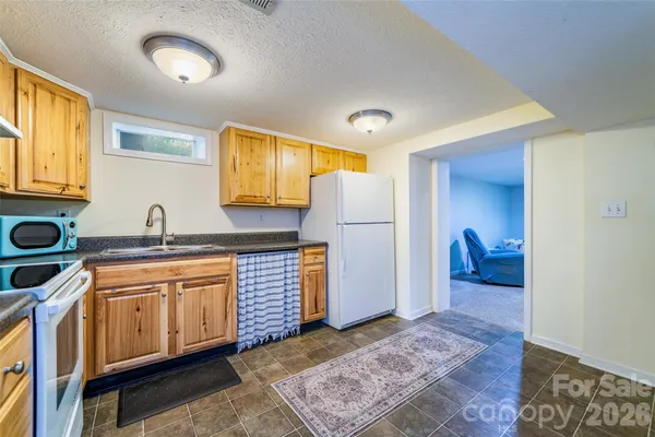 $515,000 | 913 Dorothy Street, Hendersonville, NC 28791