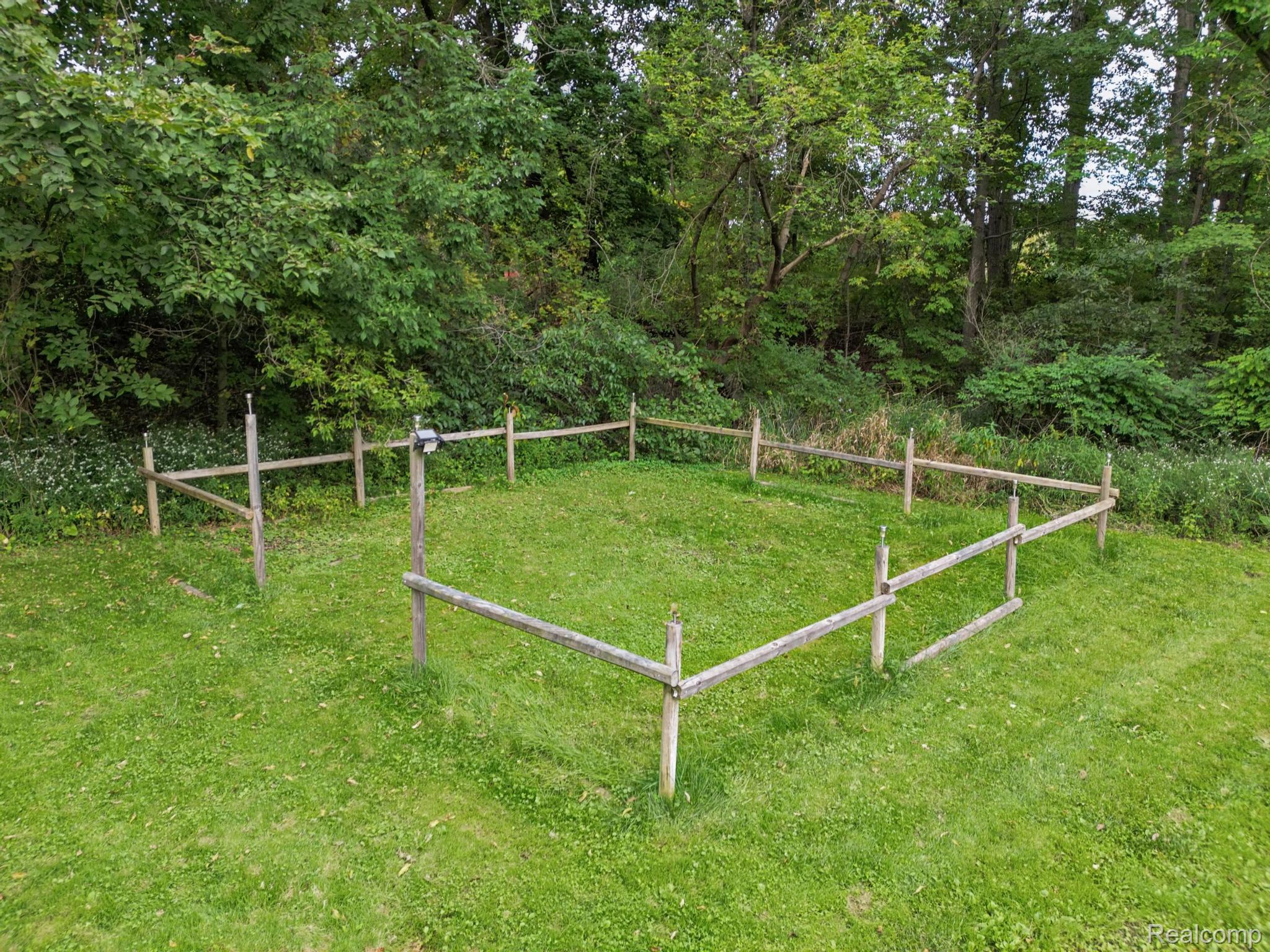 11897 Shaffer Road Davisburg, MI 48350 - Photo 51 of 55 Build a Garden Here!