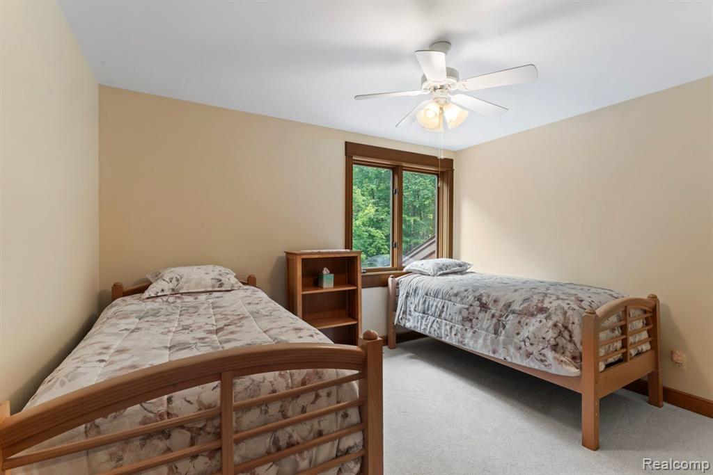 4335 Rohr Road Waterford, MI 48329 - Photo 34 of 55 Gallery Image 34