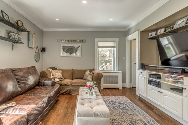 15 Osborne Road Milton, MA 02186 - Photo 12 of 30 Gallery Image 12
