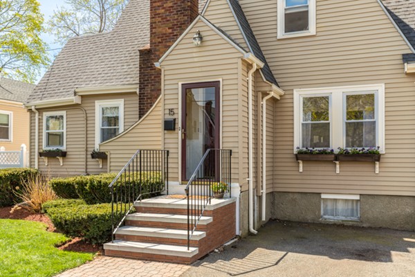 15 Osborne Road Milton, MA 02186 - Photo 4 of 30 Gallery Image 4