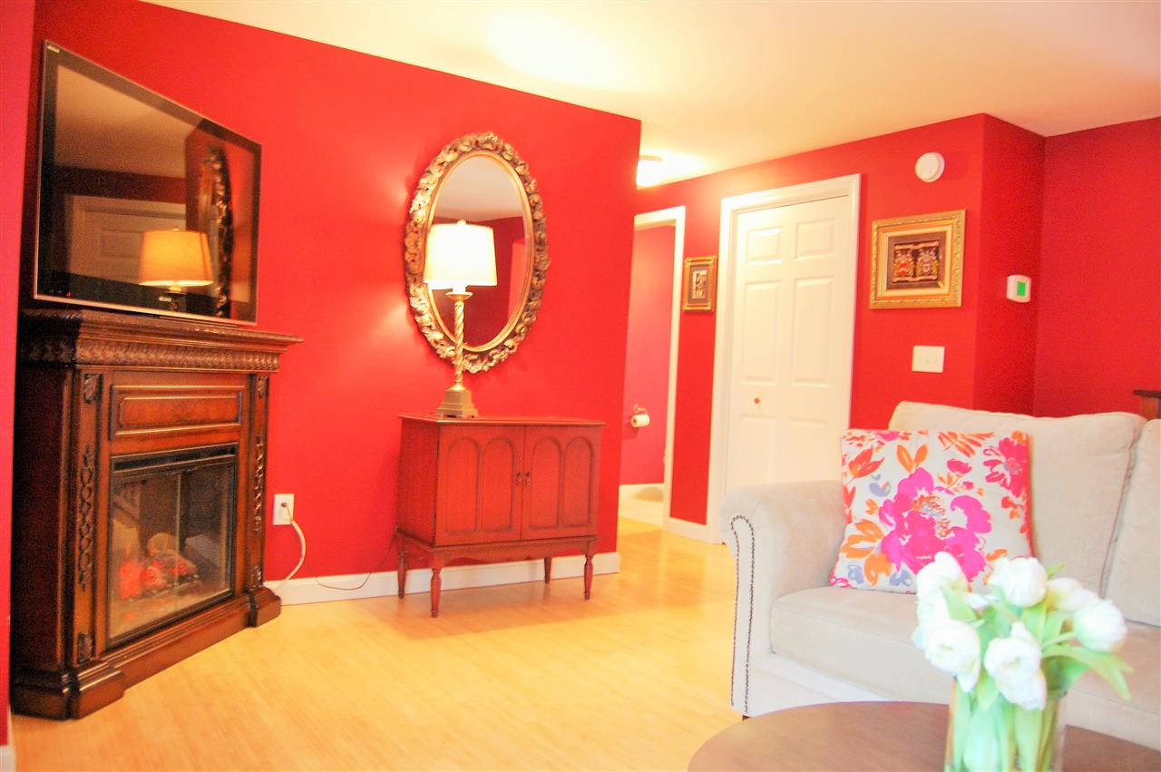 25 Woodside Lane, Unit 2 Rochester, NH 03867 - Photo 16 of 39