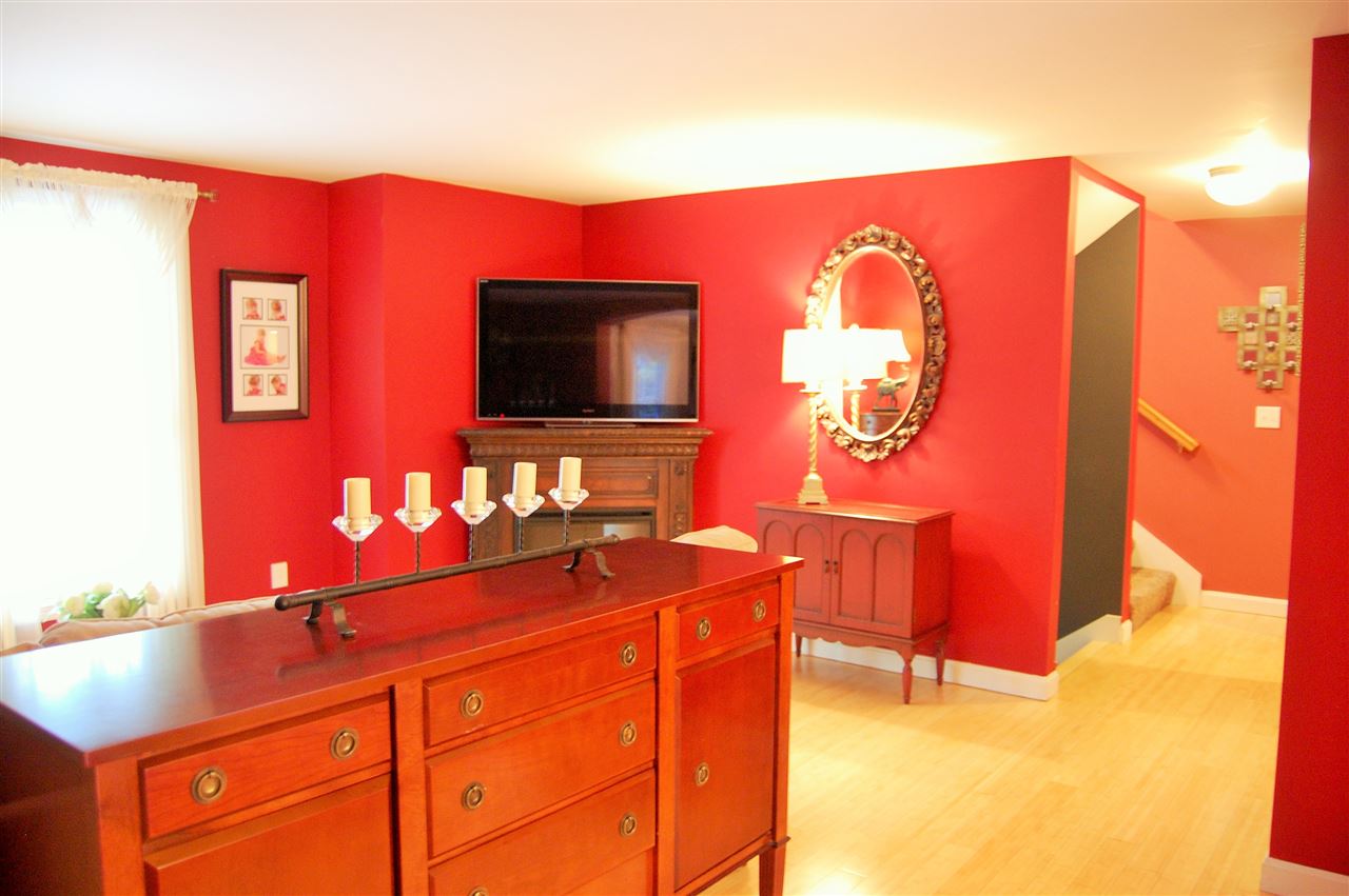 25 Woodside Lane, Unit 2 Rochester, NH 03867 - Photo 18 of 39