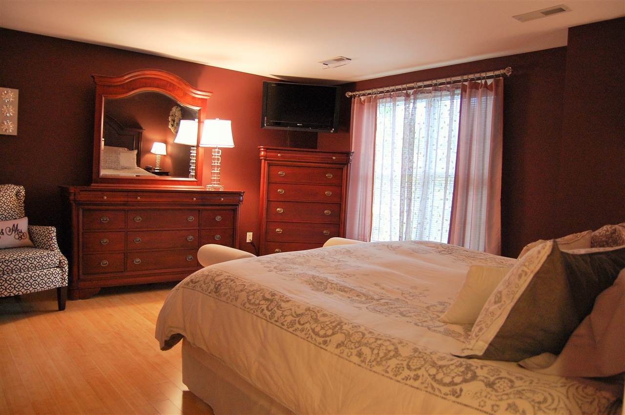 25 Woodside Lane, Unit 2 Rochester, NH 03867 - Photo 30 of 39