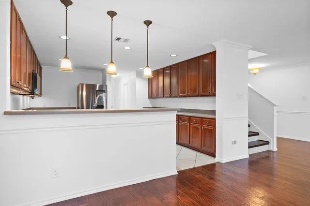 $299,999 | 2810 Legends Knoll Drive, Spring, TX 77386