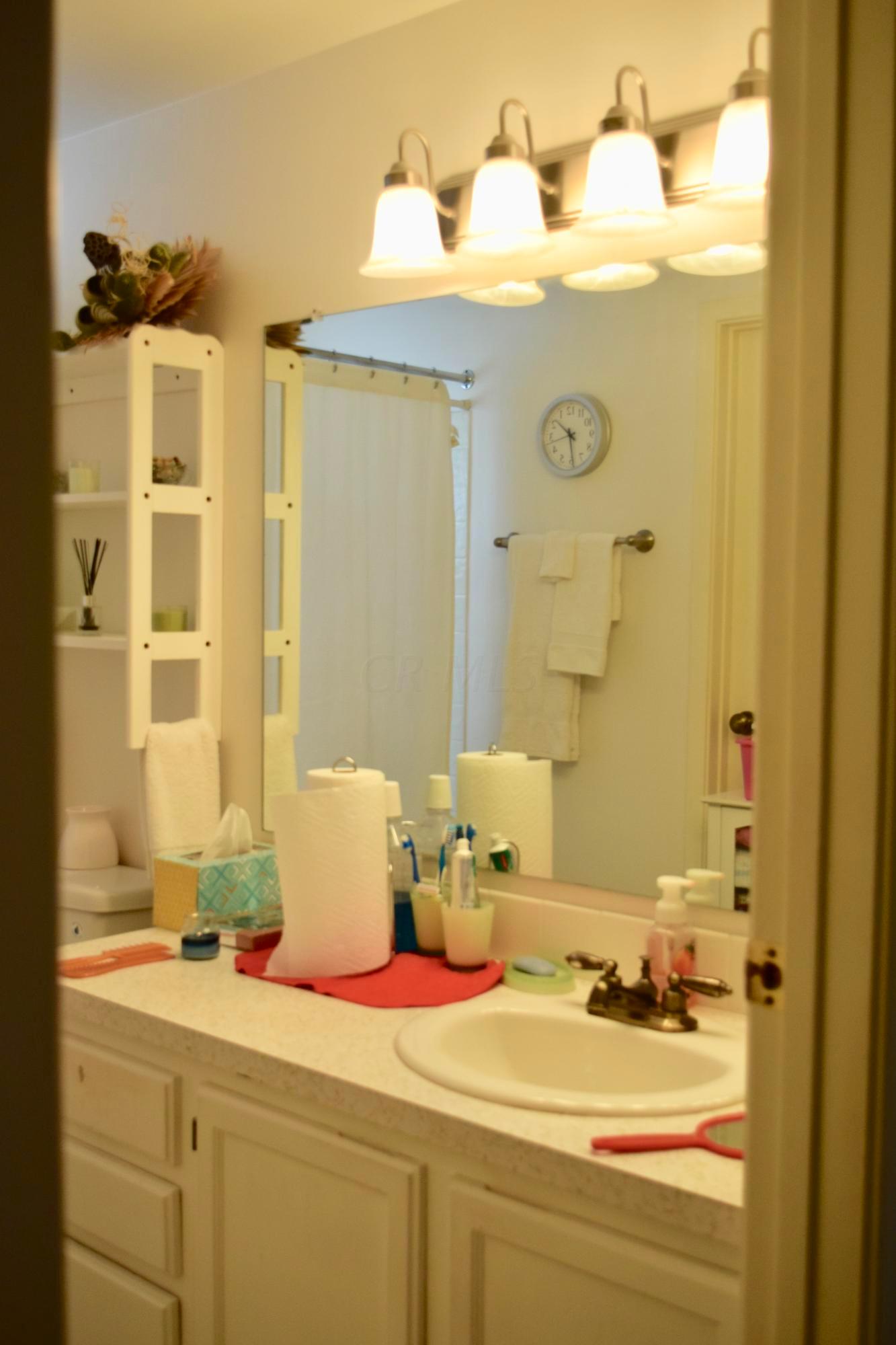 1851 Ferntree Road Columbus, OH 43219 - Photo 15 of 18 Gallery Image 15