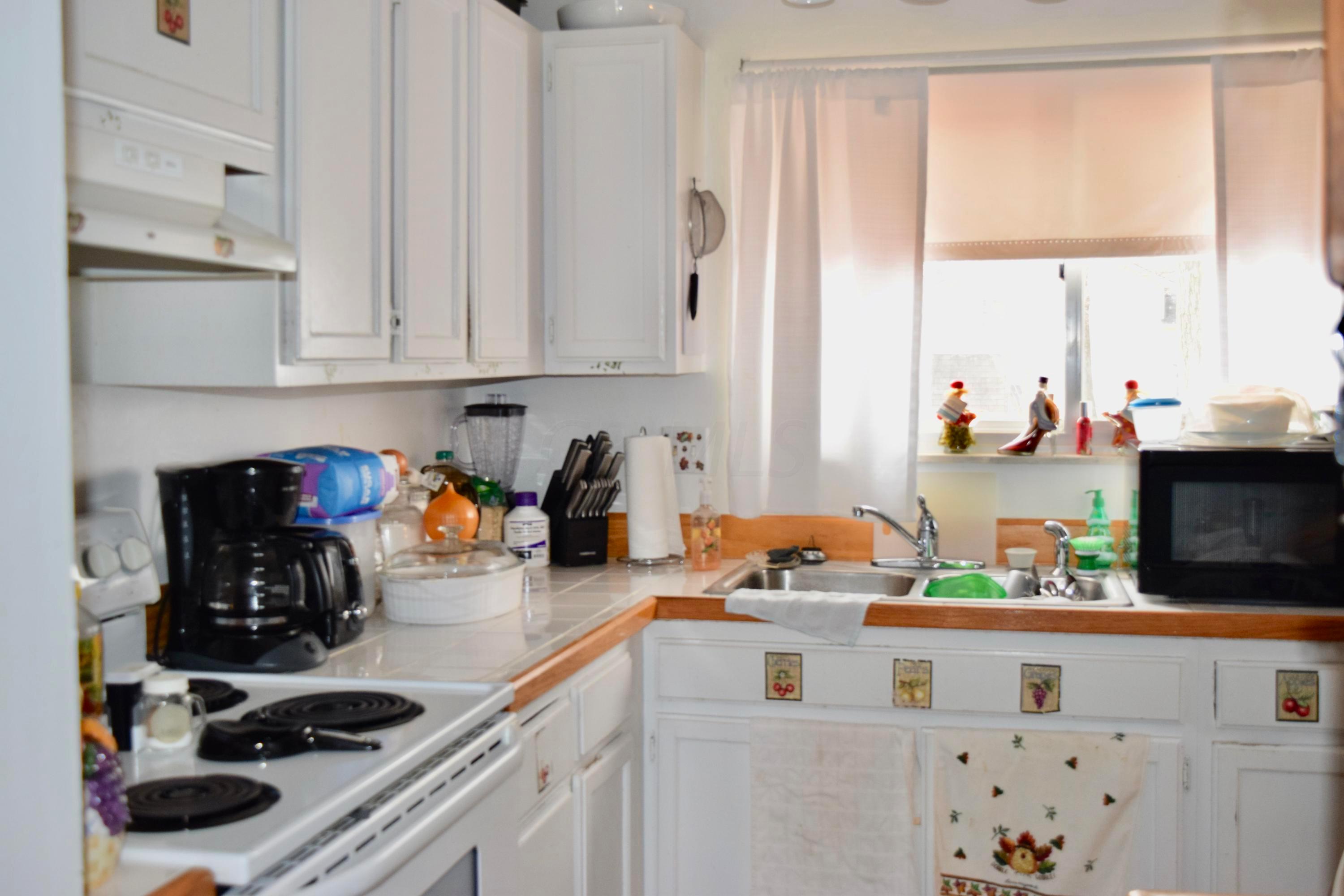 1851 Ferntree Road Columbus, OH 43219 - Photo 8 of 18 Gallery Image 8