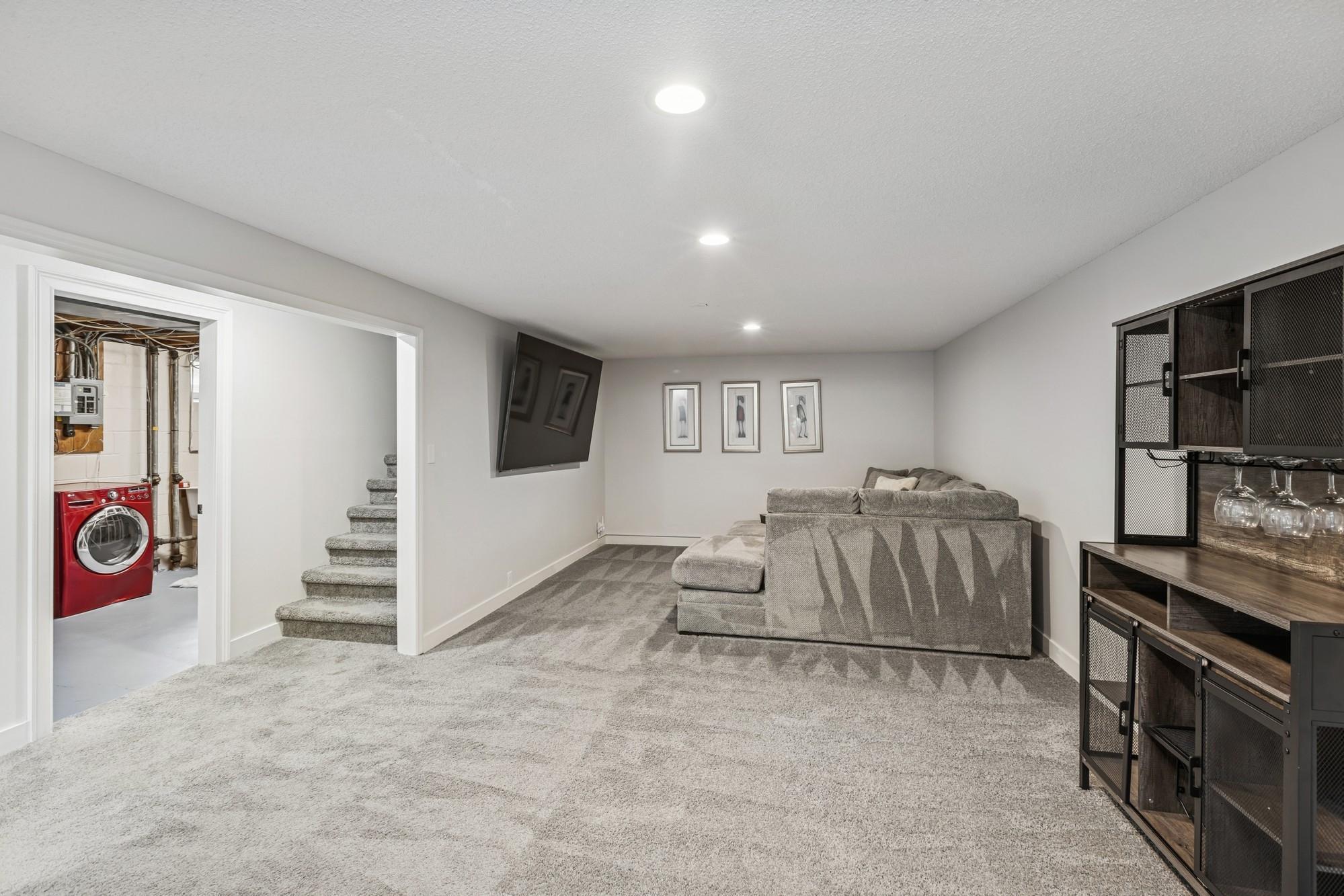 10101 Upton Road Bloomington, MN 55431 - Photo 14 of 24 Gallery Image 14