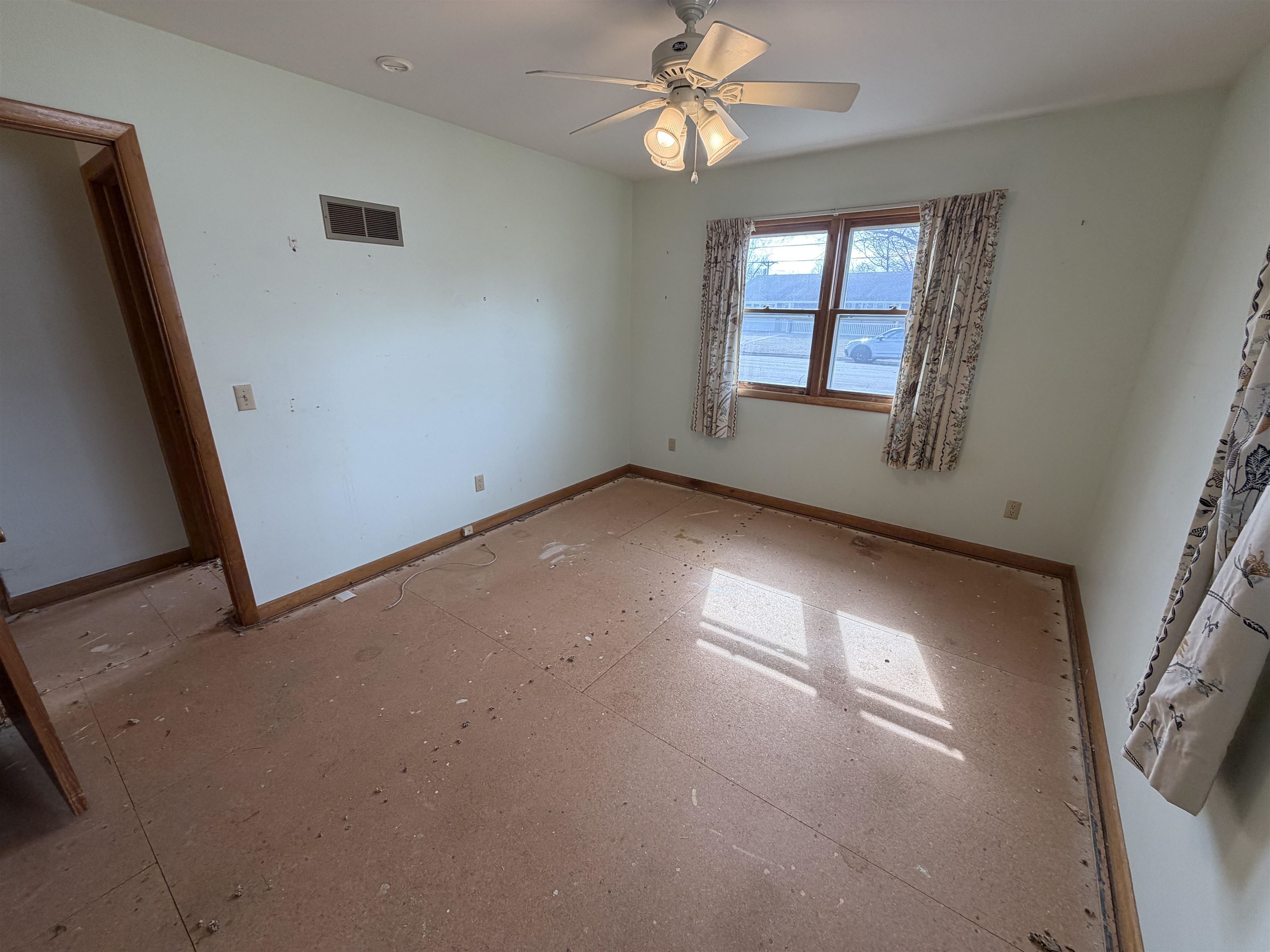 501 4th Street Brodhead, WI 53520 - Photo 19 of 25