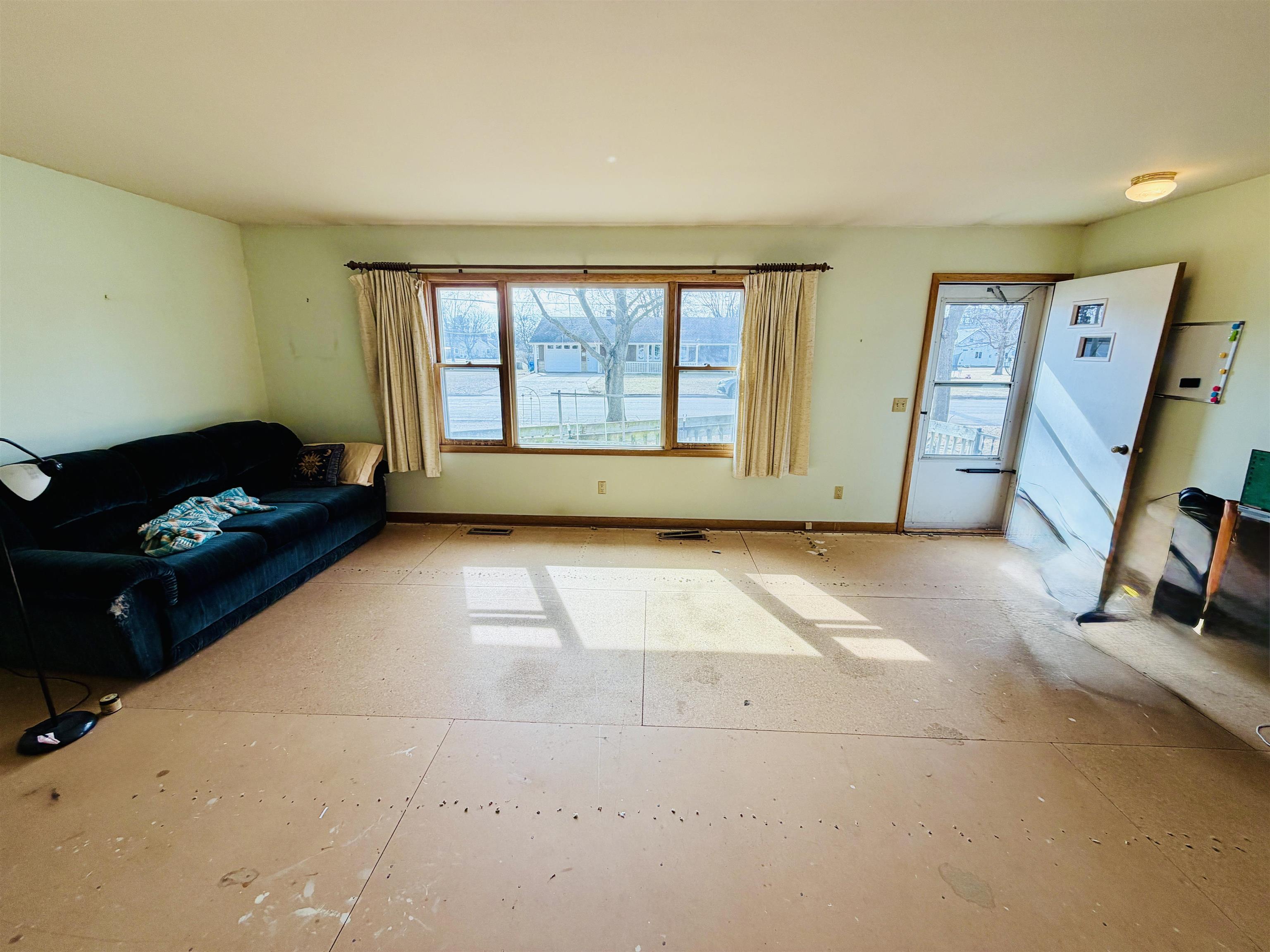 501 4th Street Brodhead, WI 53520 - Photo 6 of 25