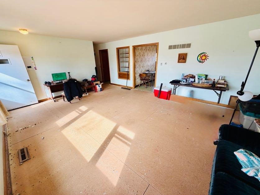 501 4th Street Brodhead, WI 53520 - Photo 8 of 25