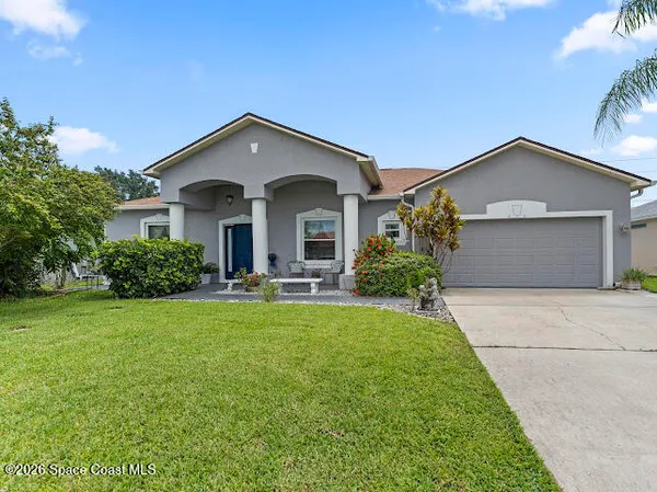$375,000 | 813 Del Mar Circle, Melbourne, FL 32904
