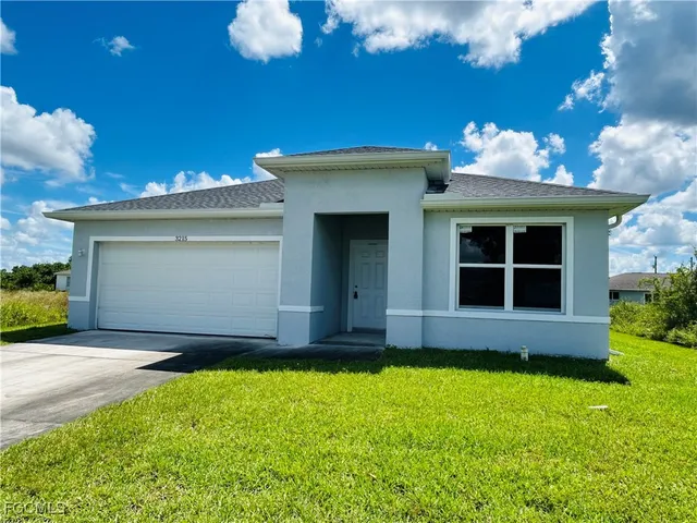 $300,000 | 3215 8th Street Southwest, Lehigh Acres, FL 33976